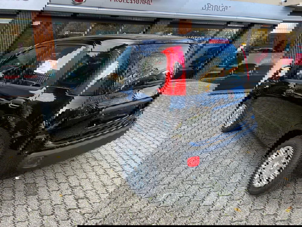 Fiat Panda Cross nuova a Milano (7)