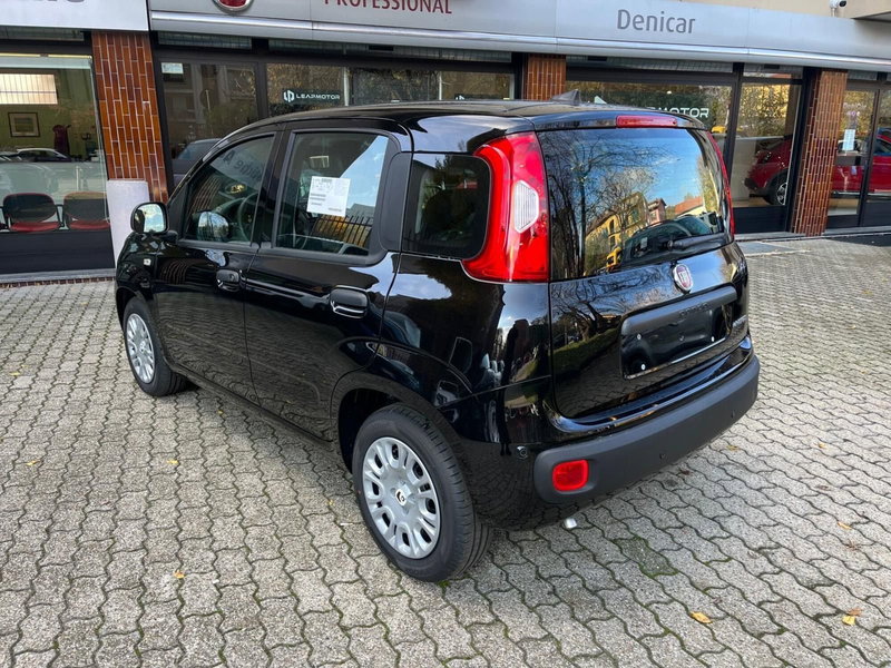 Fiat Panda Cross nuova a Milano (7)
