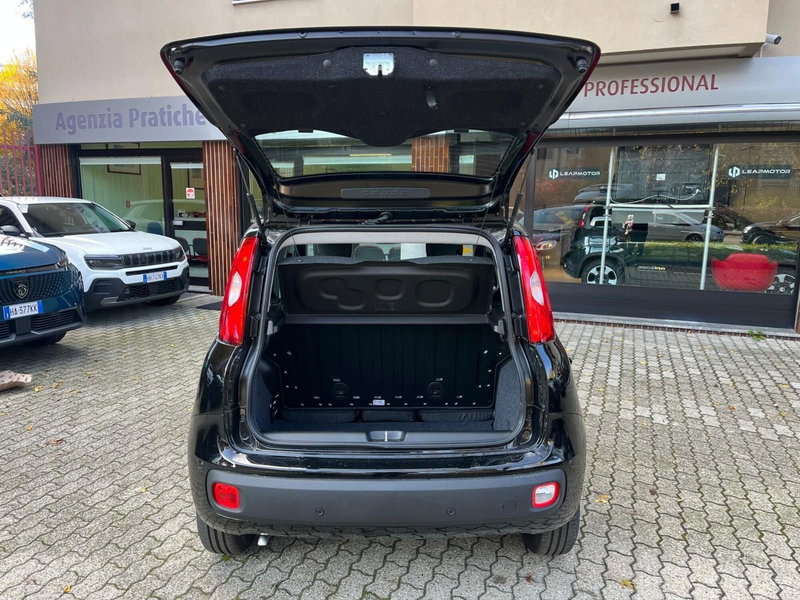 Fiat Panda Cross nuova a Milano (9)