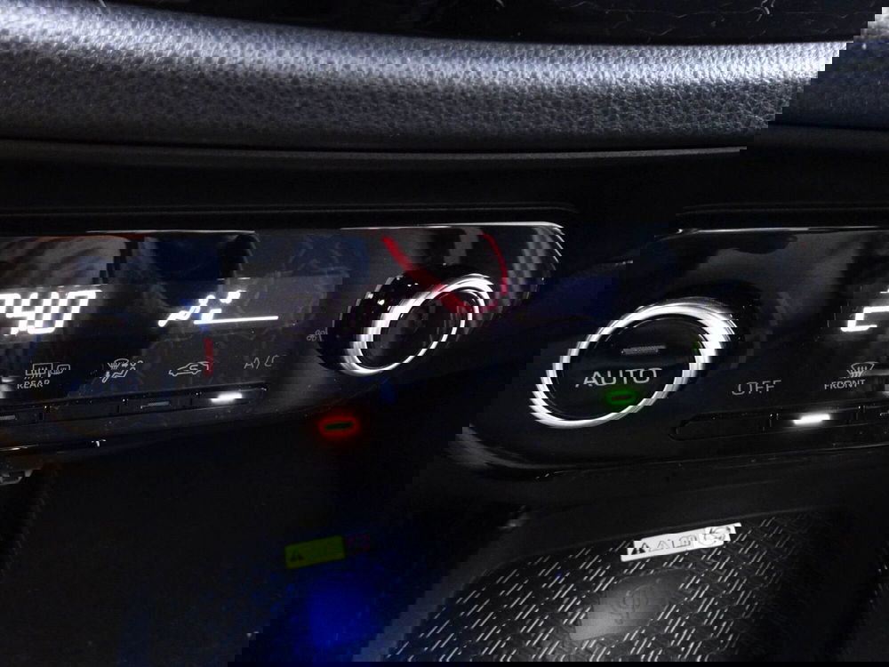 Toyota Aygo X usata a Treviso (19)