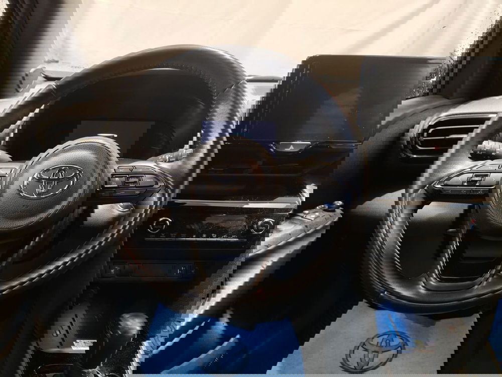 Toyota Yaris Cross usata a Frosinone (11)