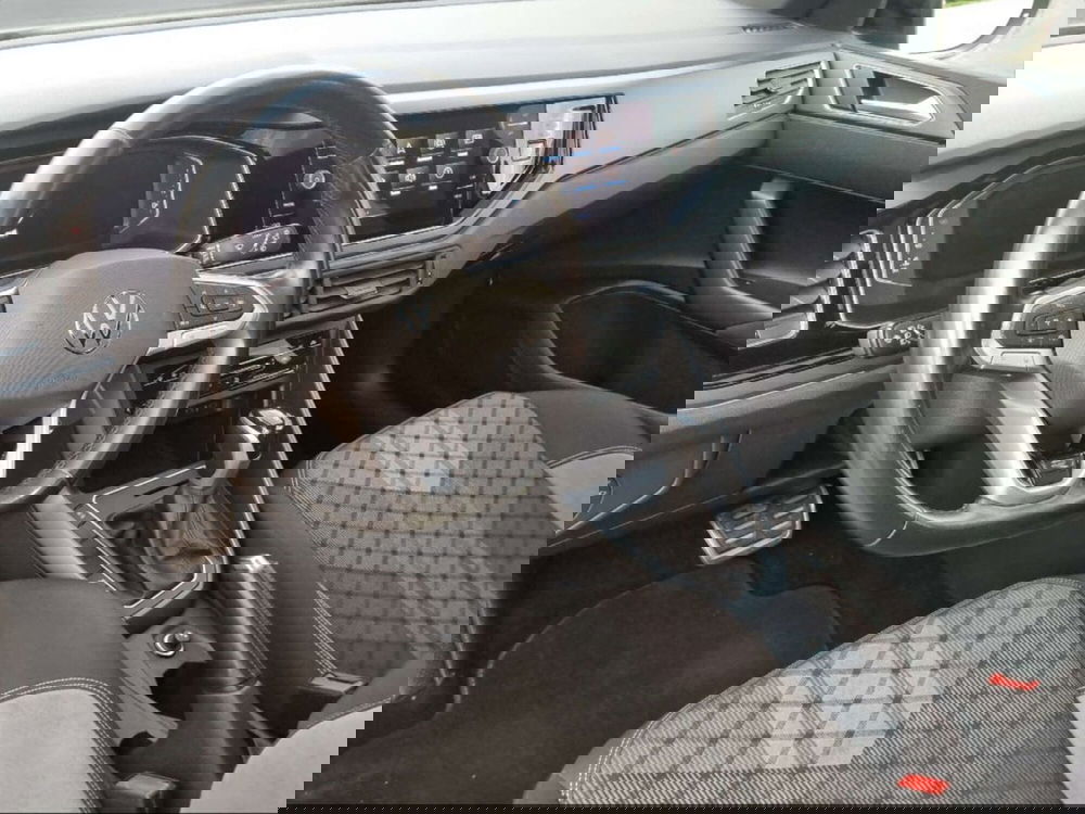 Volkswagen Taigo usata a Livorno (13)