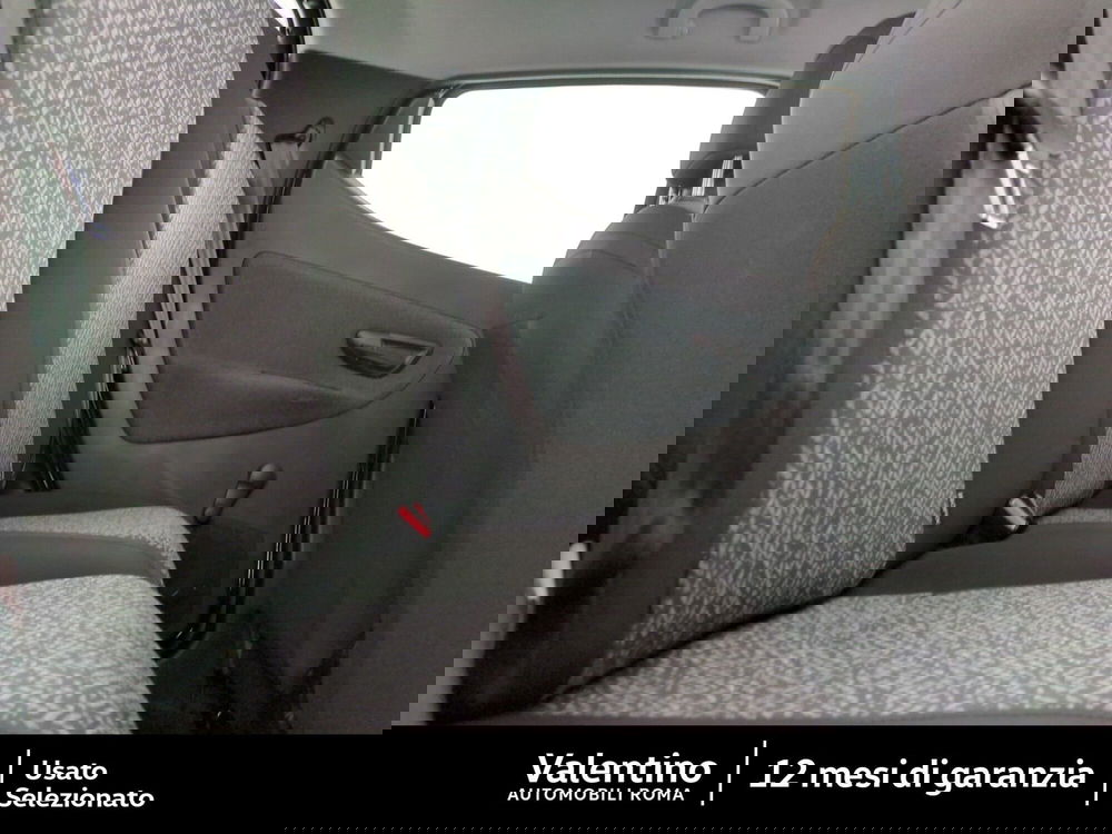 Lancia Ypsilon usata a Roma (12)