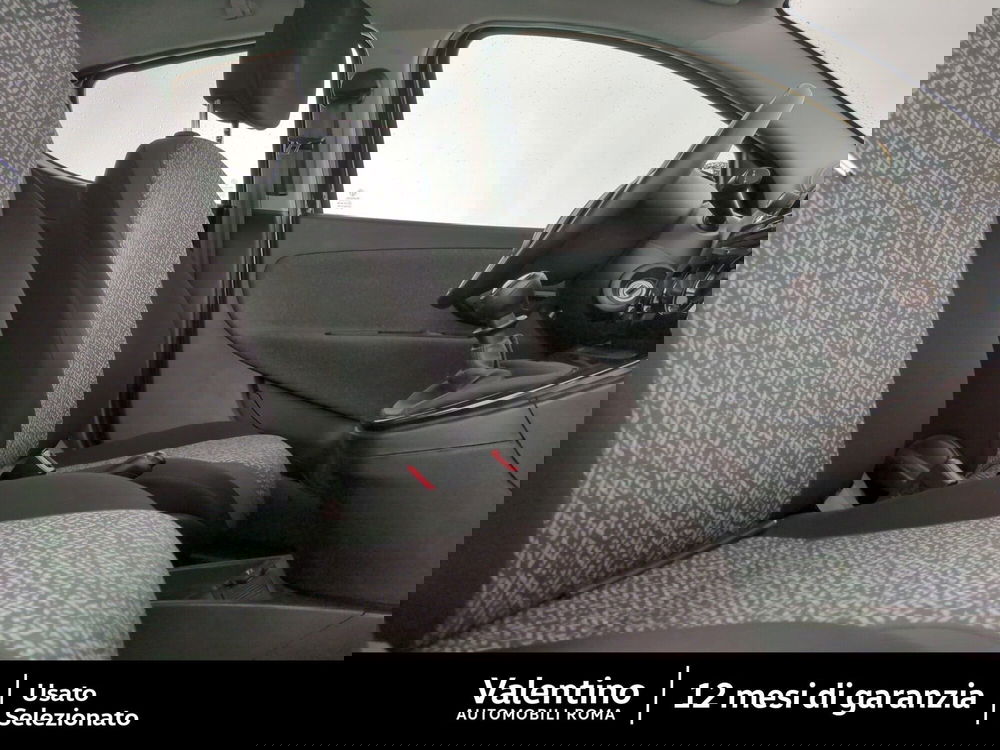 Lancia Ypsilon usata a Roma (15)