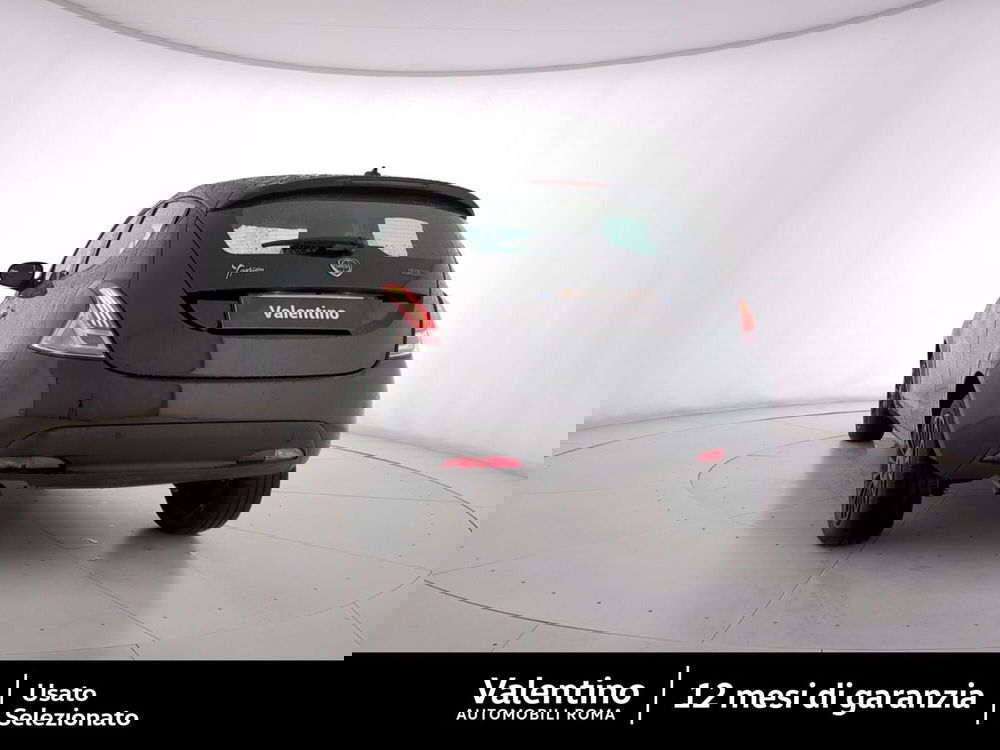 Lancia Ypsilon usata a Roma (5)