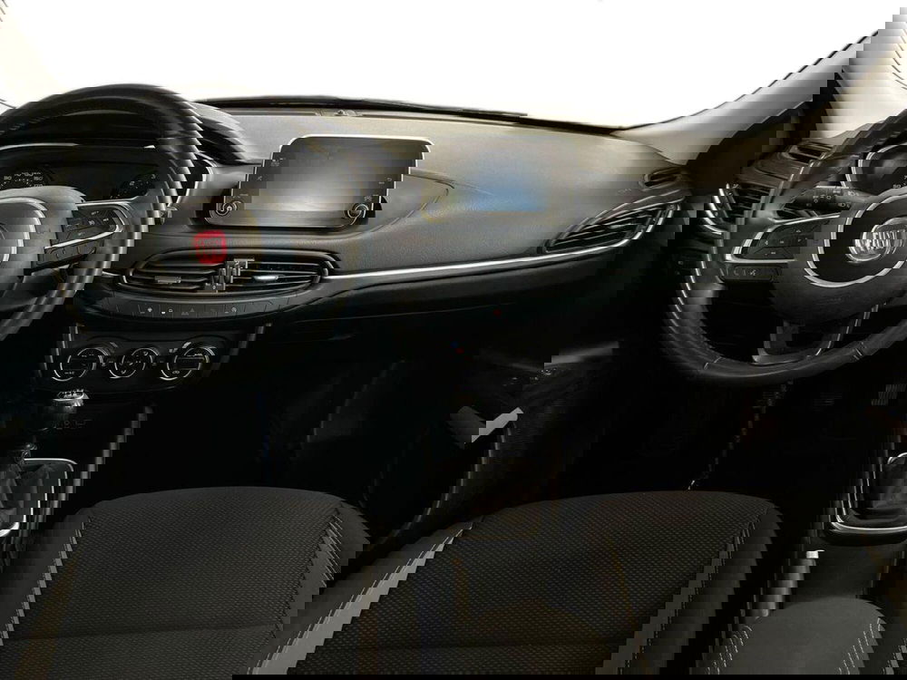 Fiat Tipo Station Wagon usata a Bari (8)