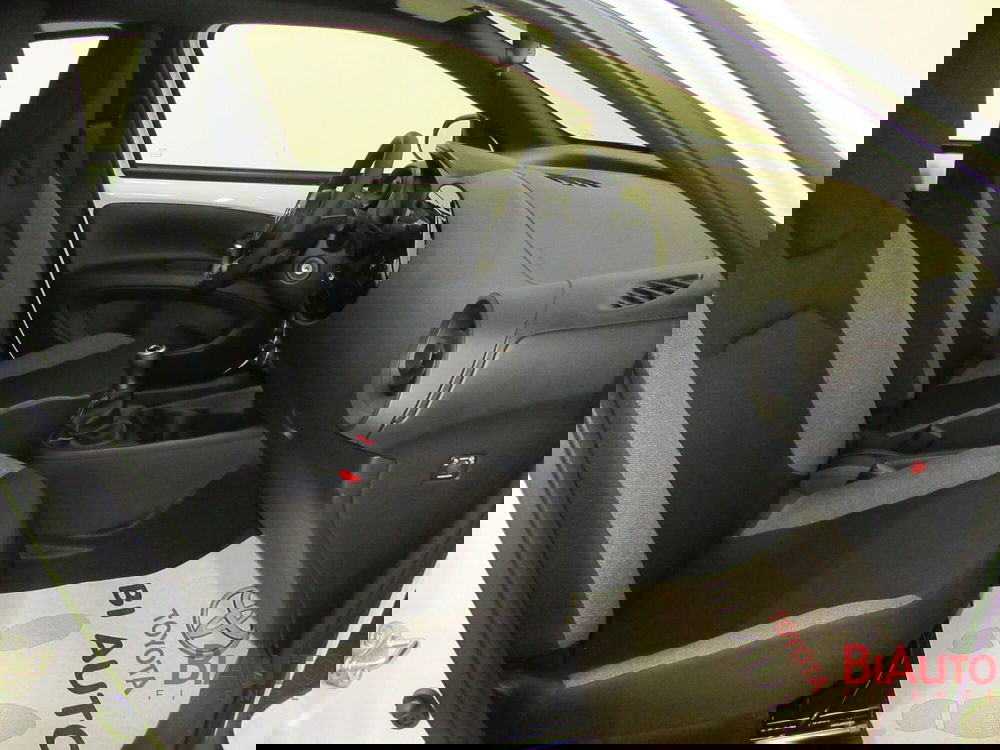Toyota Aygo X nuova a Firenze (8)