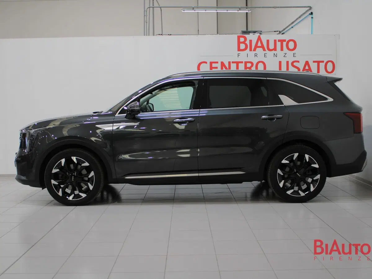 Kia Sorento usata a Firenze (2)