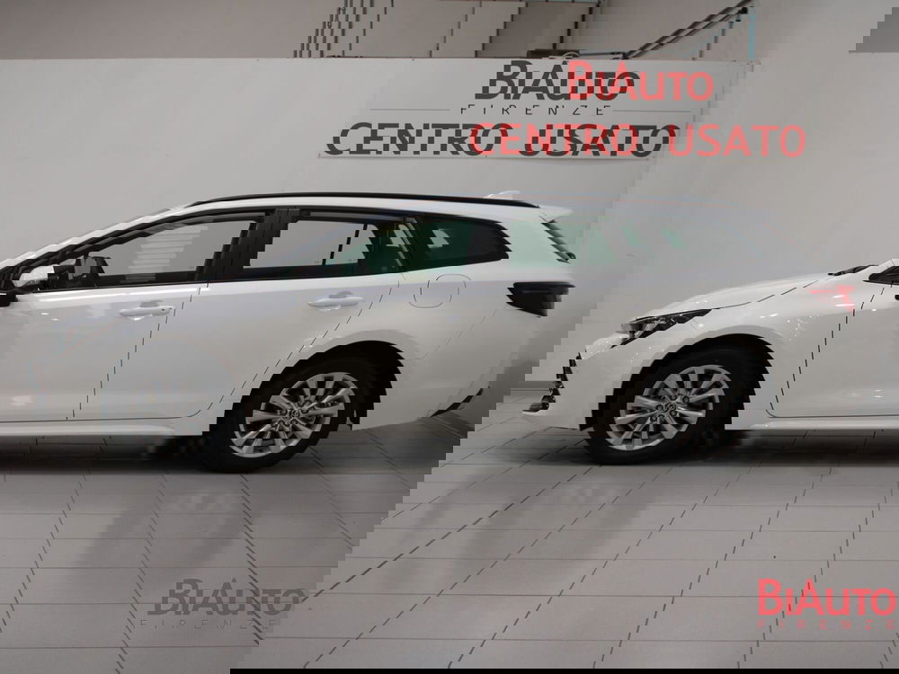 Toyota Corolla Touring Sports nuova a Firenze (18)