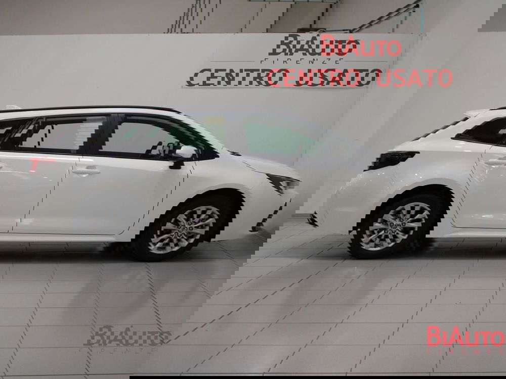 Toyota Corolla Touring Sports nuova a Firenze (19)