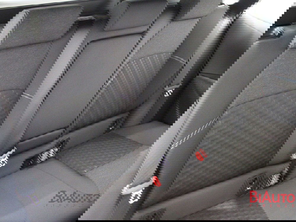 Toyota Corolla Touring Sports nuova a Firenze (7)