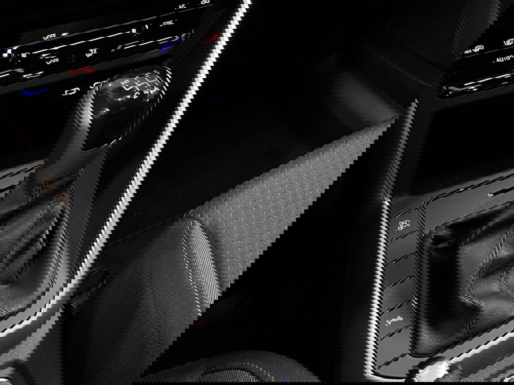 Volkswagen Taigo usata a Padova (10)