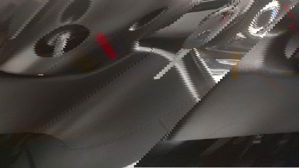 Lancia Ypsilon usata a Avellino (17)