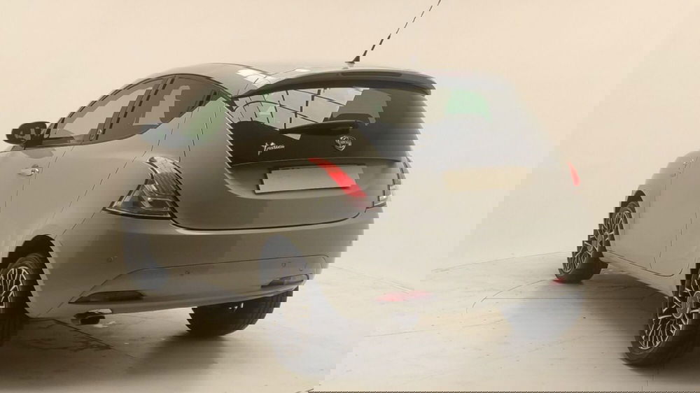 Lancia Ypsilon usata a Avellino (4)