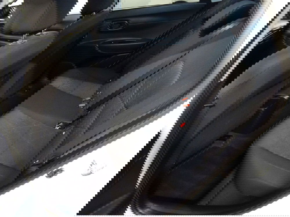 Hyundai Bayon usata a Lucca (16)