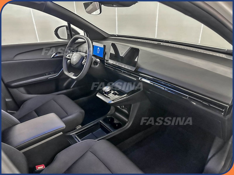 Mg MG4 usata a Milano (12)