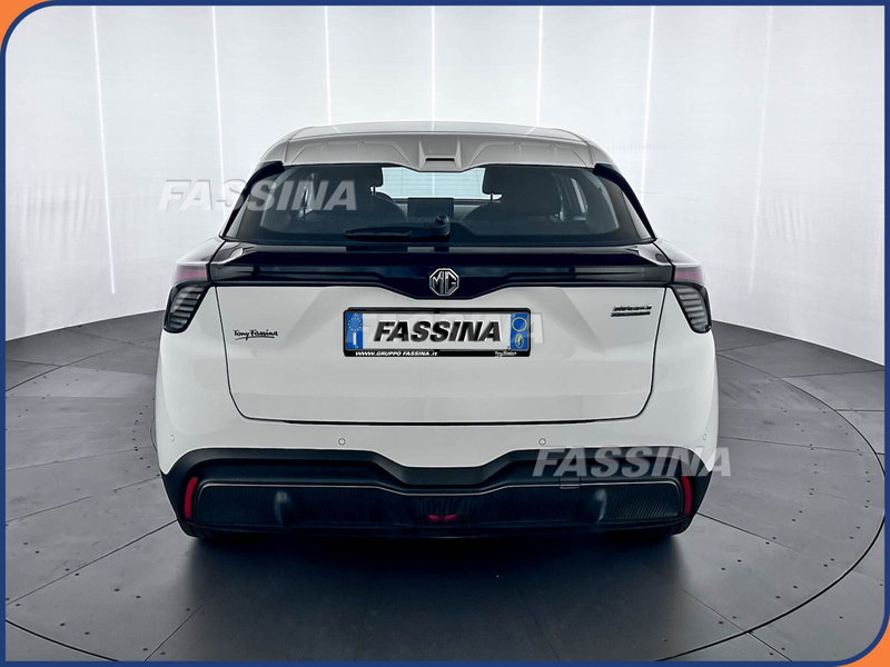 Mg MG4 usata a Milano (5)