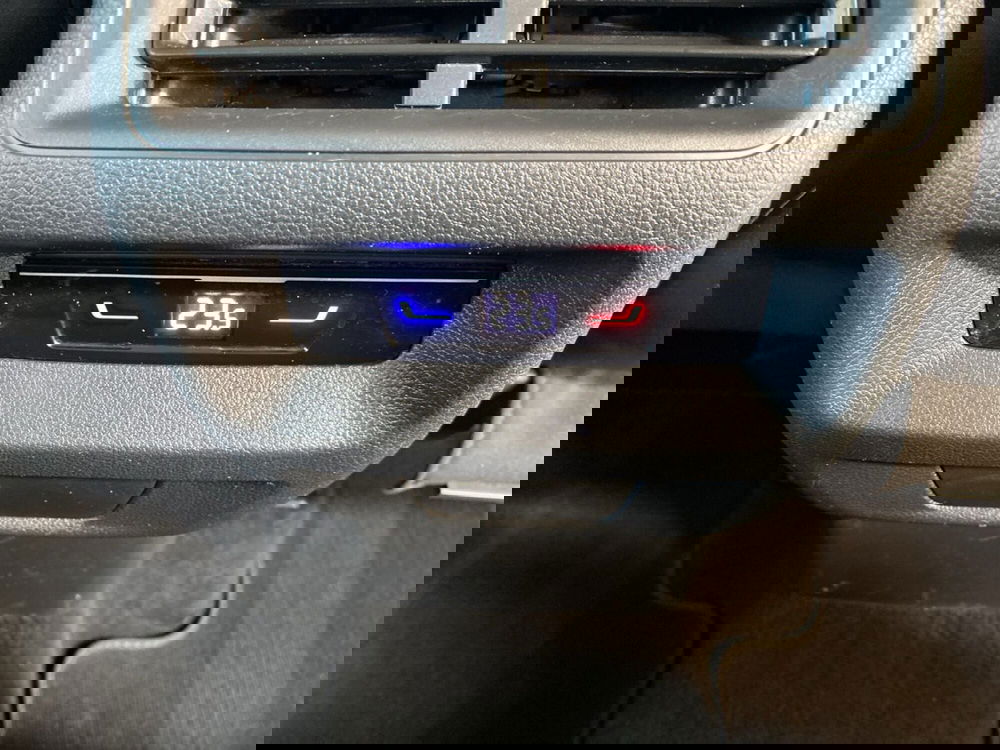 Volkswagen Tiguan usata a Lodi (9)