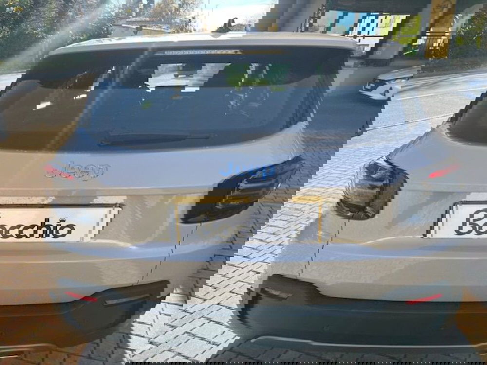 Jeep Avenger nuova a Brescia (10)