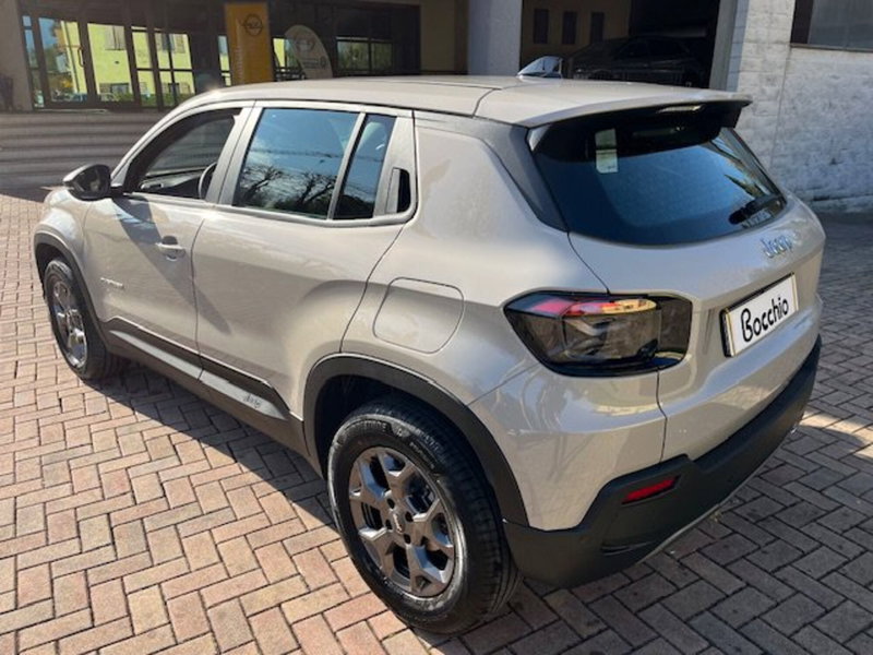 Jeep Avenger nuova a Brescia (15)