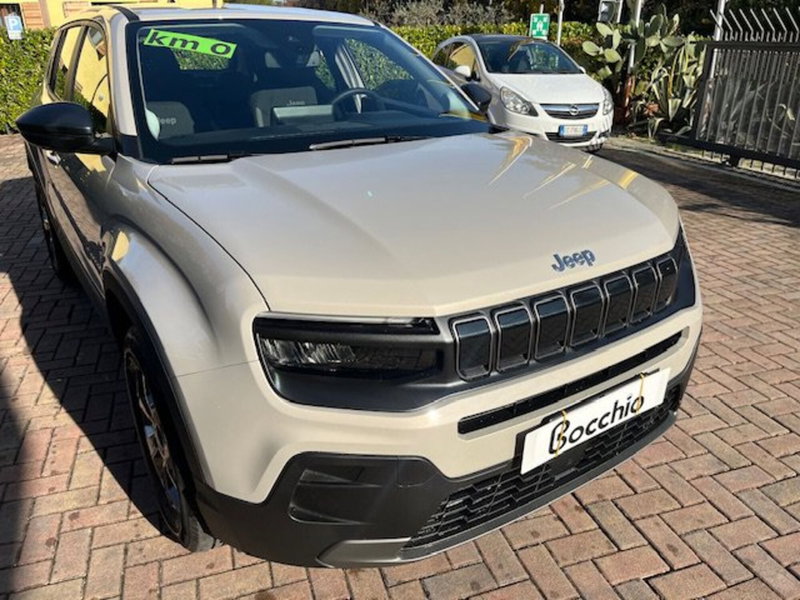 Jeep Avenger nuova a Brescia (4)