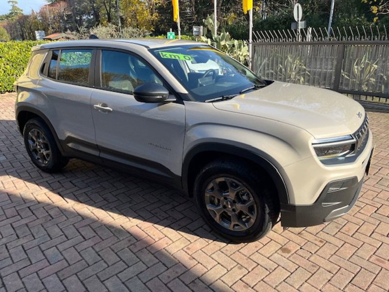 Jeep Avenger nuova a Brescia (7)