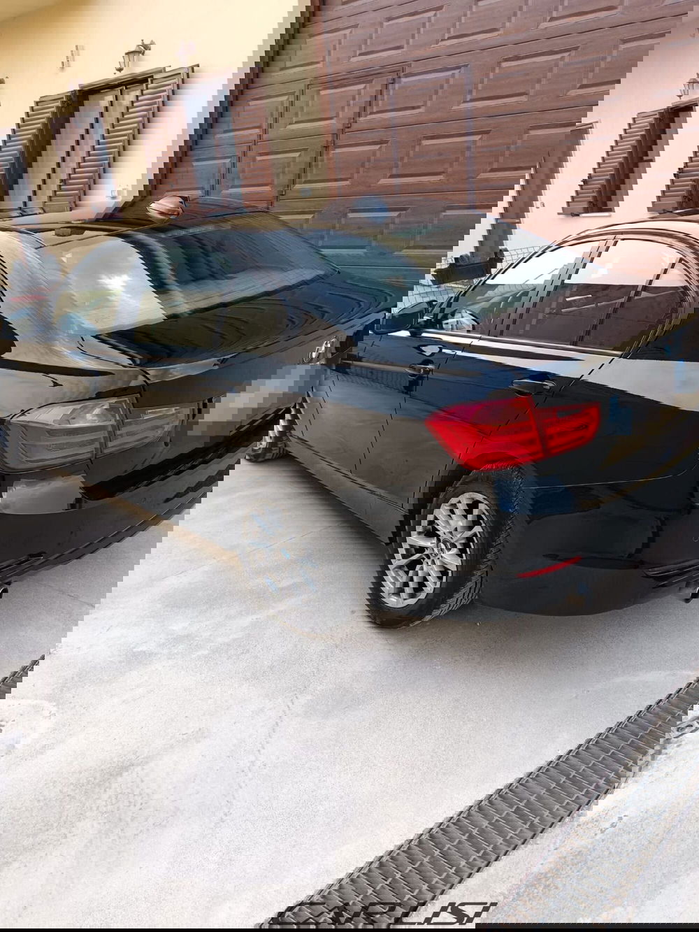 BMW Serie 3 usata a Foggia (7)