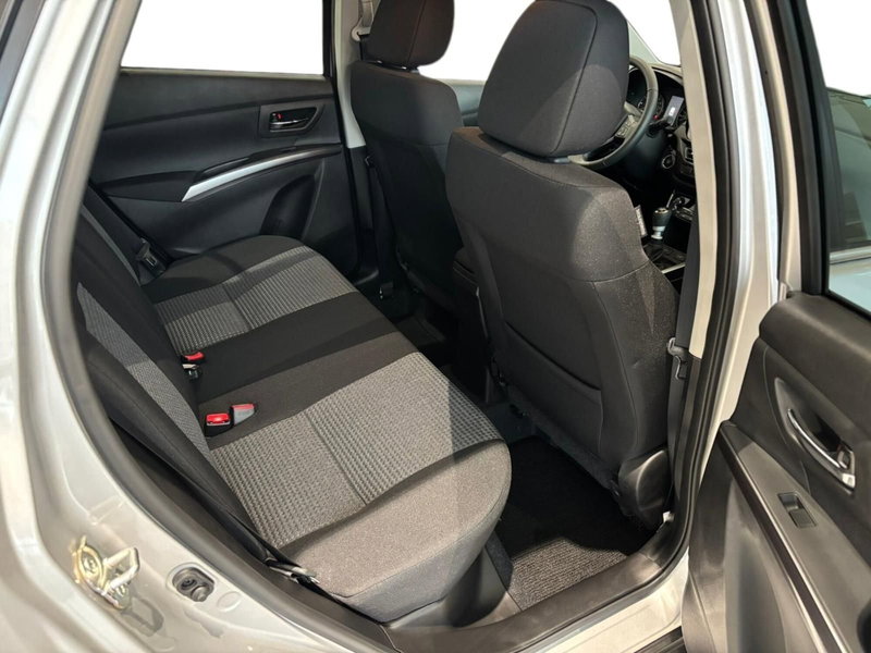 Suzuki S-Cross nuova a Milano (8)