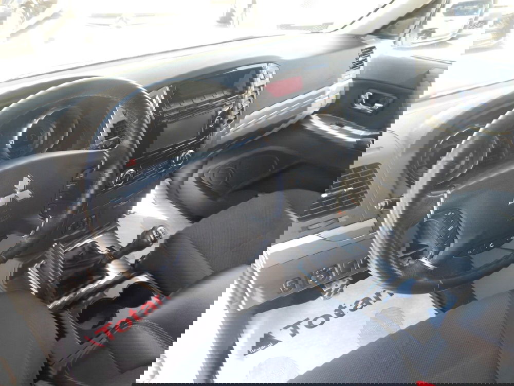 Mitsubishi Pajero usata a L'Aquila (17)