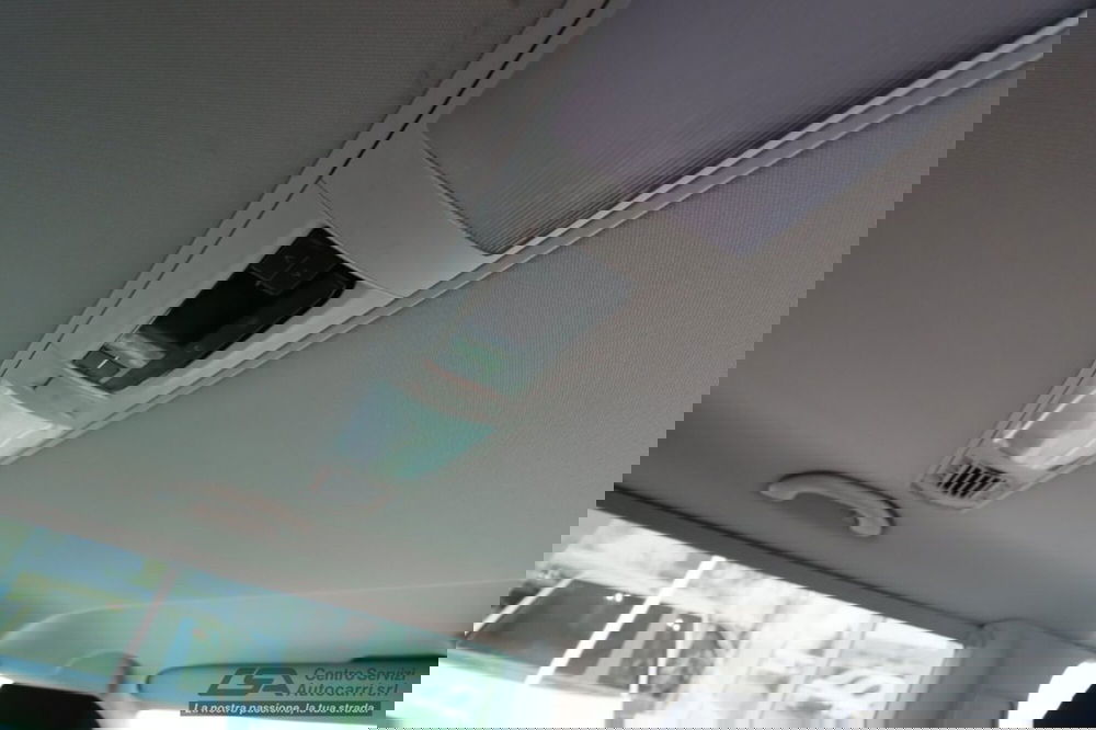 Volkswagen Veicoli Commerciali Caravelle usata a Bologna (8)