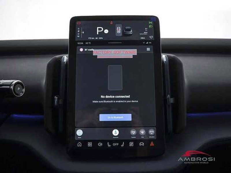 Volvo EX30 Cross Country nuova a Perugia (14)