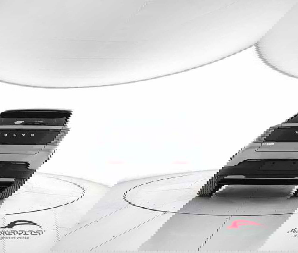 Volvo EX30 Cross Country nuova a Perugia (6)