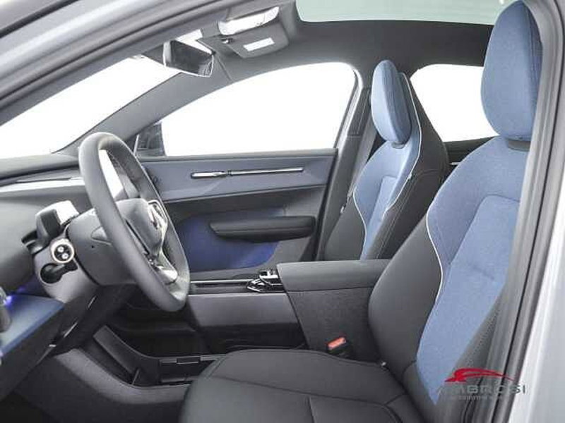 Volvo EX30 Cross Country nuova a Perugia (9)