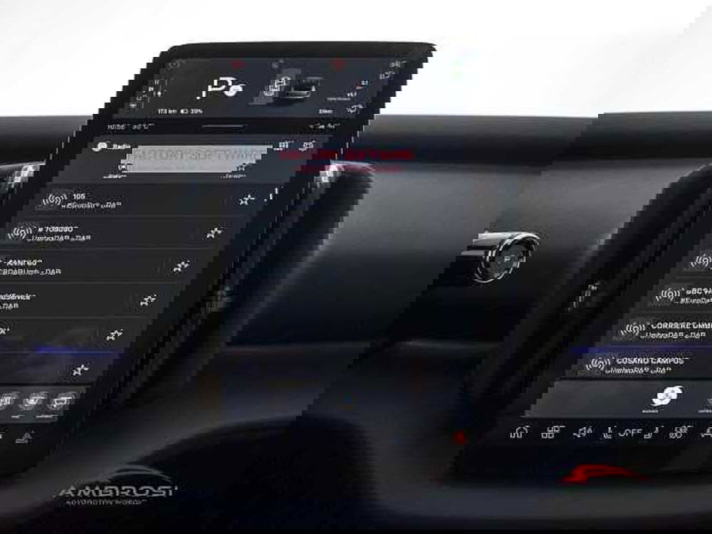 Volvo EX30 Cross Country nuova a Viterbo (13)