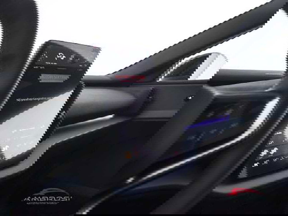 Volvo EX30 Cross Country nuova a Viterbo (19)