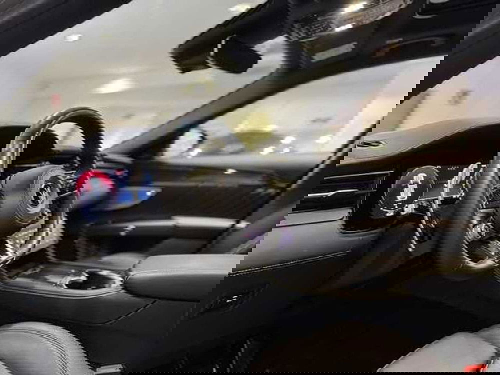 Maserati Grecale usata a Genova (8)