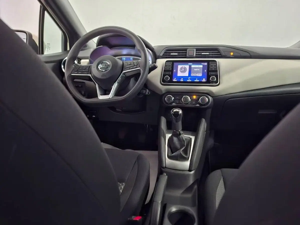 Nissan Micra usata a Torino (11)