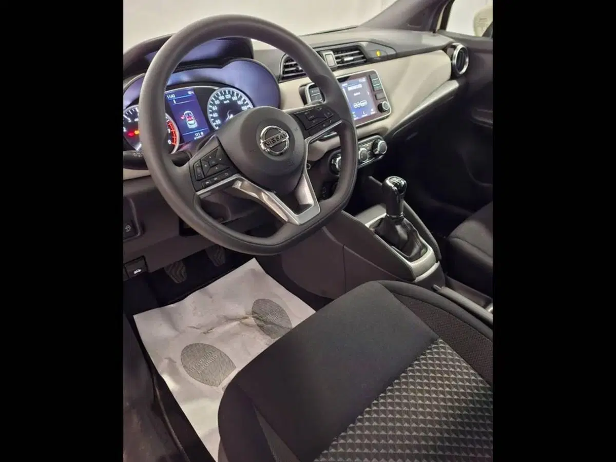 Nissan Micra usata a Torino (12)