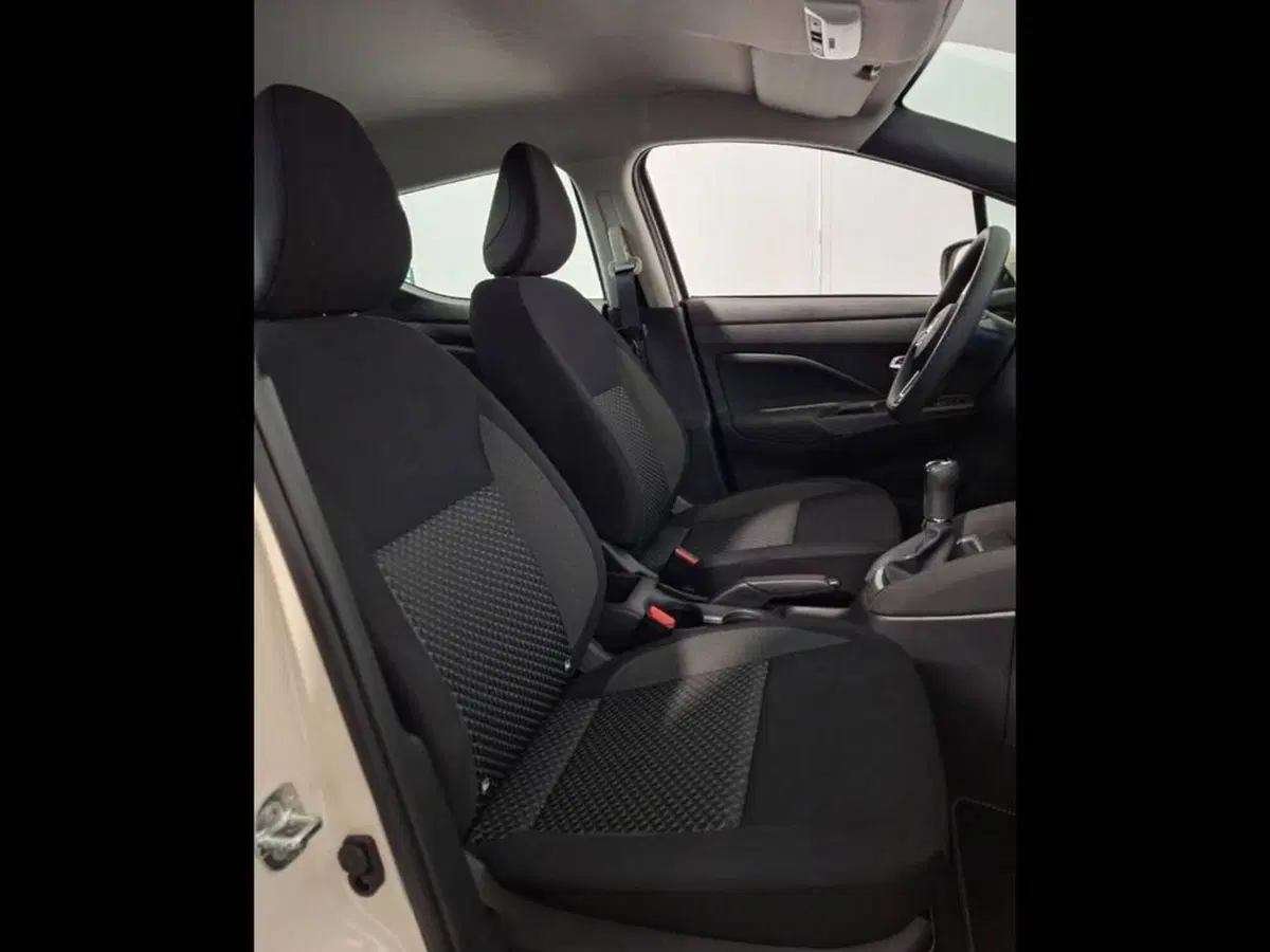 Nissan Micra usata a Torino (15)
