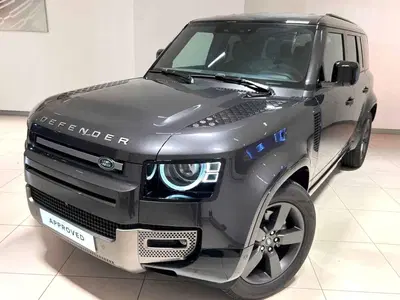 Land Rover Defender 110 3.0d i6 mhev X-Dynamic SE awd 200cv auto del 2025 usata a Napoli