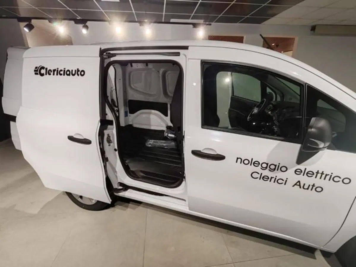 Nissan Townstar nuova a Como (10)
