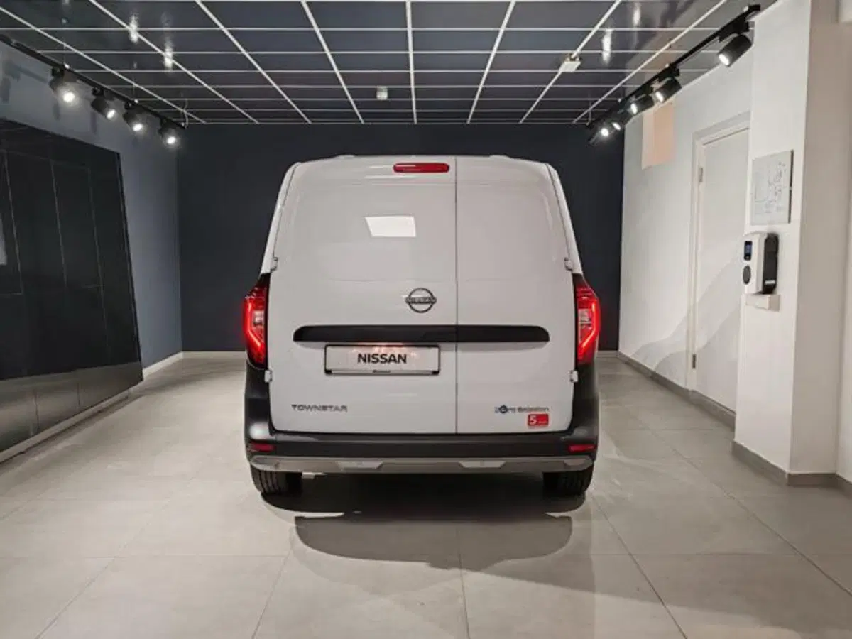 Nissan Townstar nuova a Como (6)