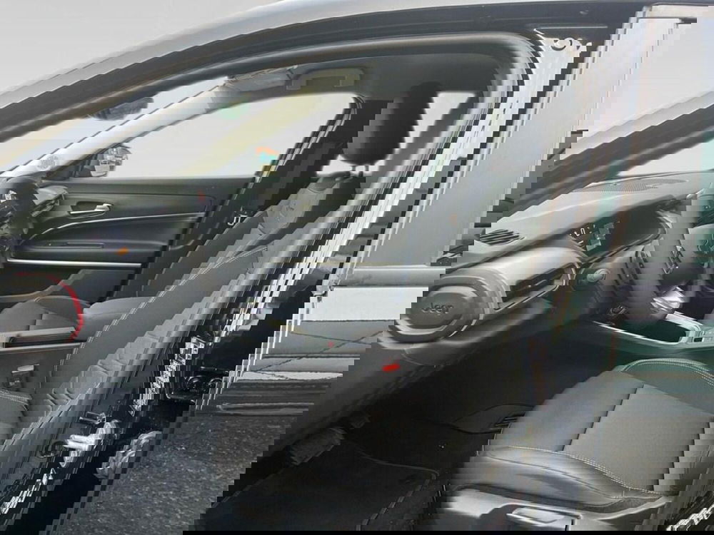 Jeep Avenger nuova a Torino (7)