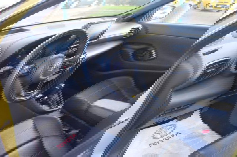 Toyota Yaris Cross usata a Roma (15)