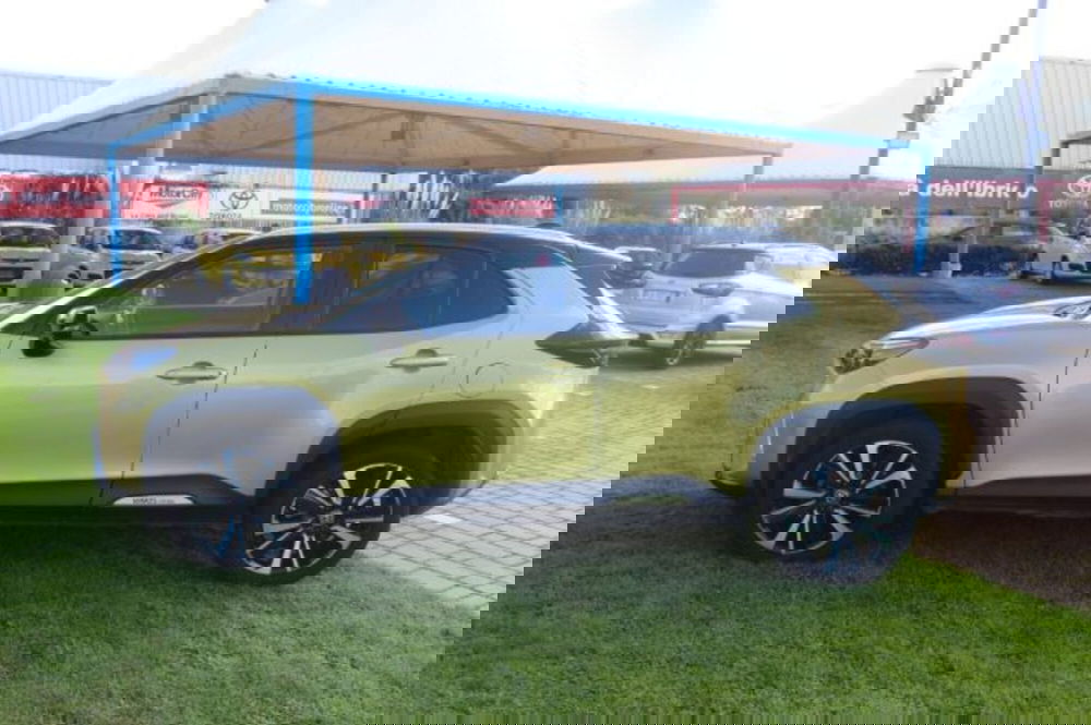 Toyota Yaris Cross usata a Roma (3)