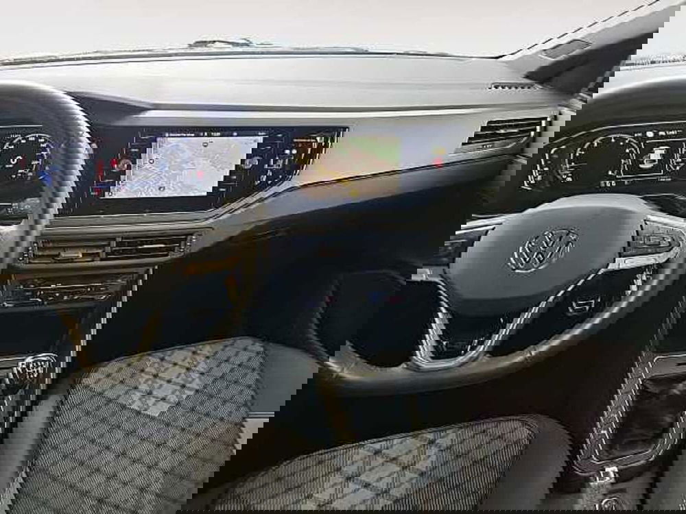 Volkswagen Taigo usata a Lecco (10)