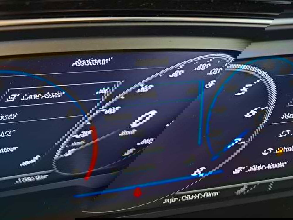 Volkswagen Taigo usata a Lecco (17)