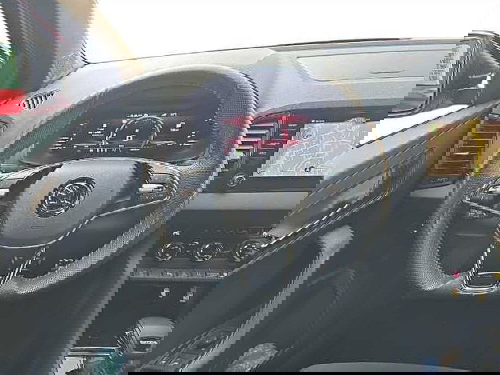 Skoda Karoq usata a Lecco (10)