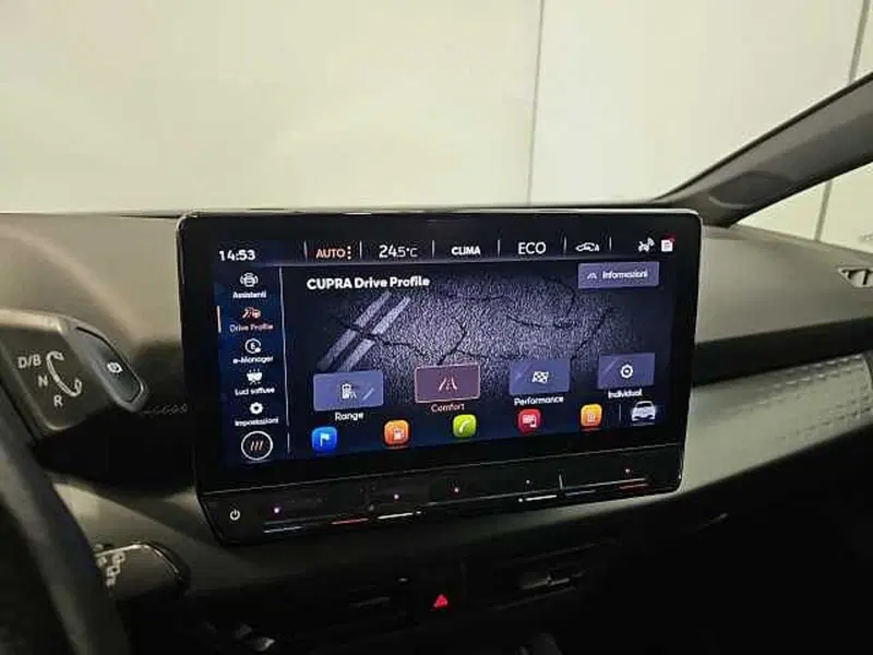 Cupra Born usata a Lecco (16)