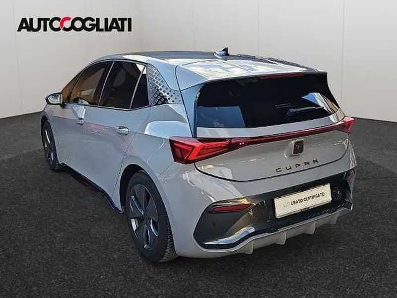 Cupra Born usata a Lecco (4)